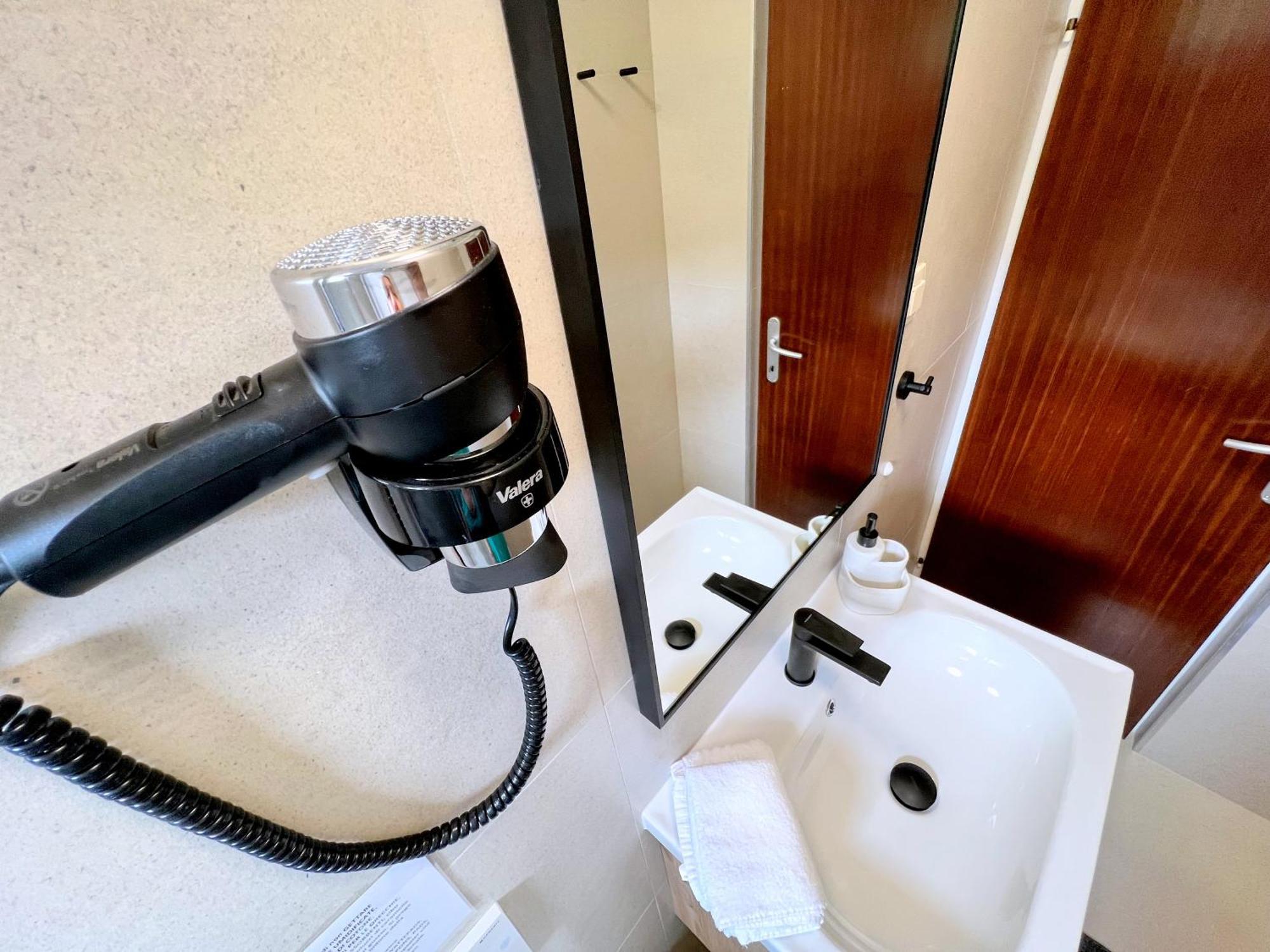 Apartments Muntidor Palit المظهر الخارجي الصورة